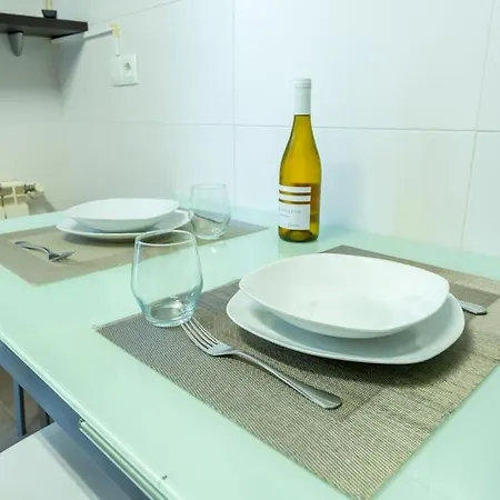 Apartamento En El Corazon De La Ciudad Con Parking Santander Exterior photo