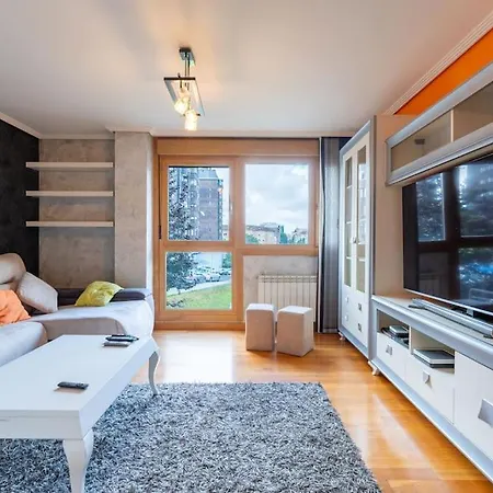 Apartamento En El Corazon De La Ciudad Con Parking Santander Exterior photo