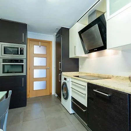 Apartamento En El Corazon De La Ciudad Con Parking Santander Exterior photo